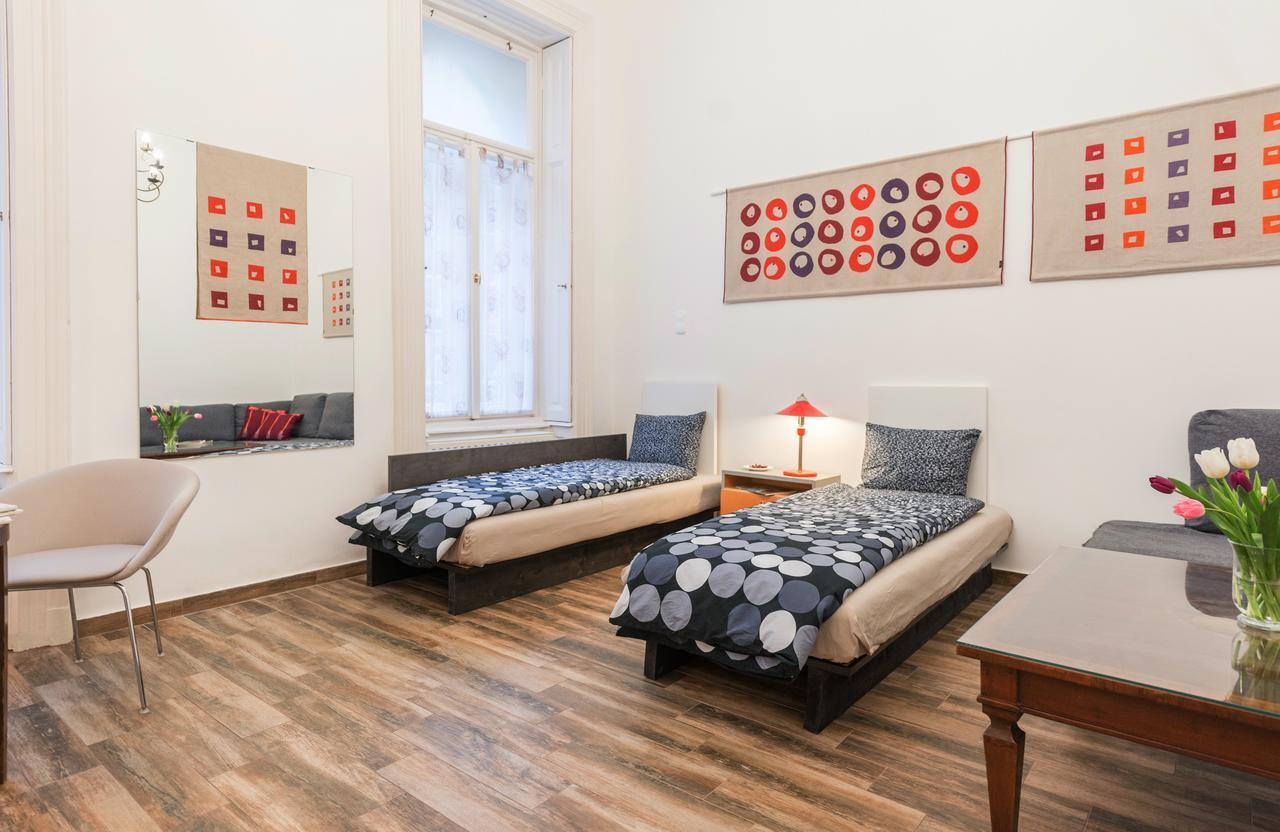 Family And Friends Apartment Βουδαπέστη Εξωτερικό φωτογραφία